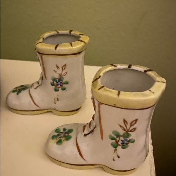 Rare Vintage (1945-1951) Made in Occupied Japan Porcelain Flowered Booties - Picture 2 of 7
